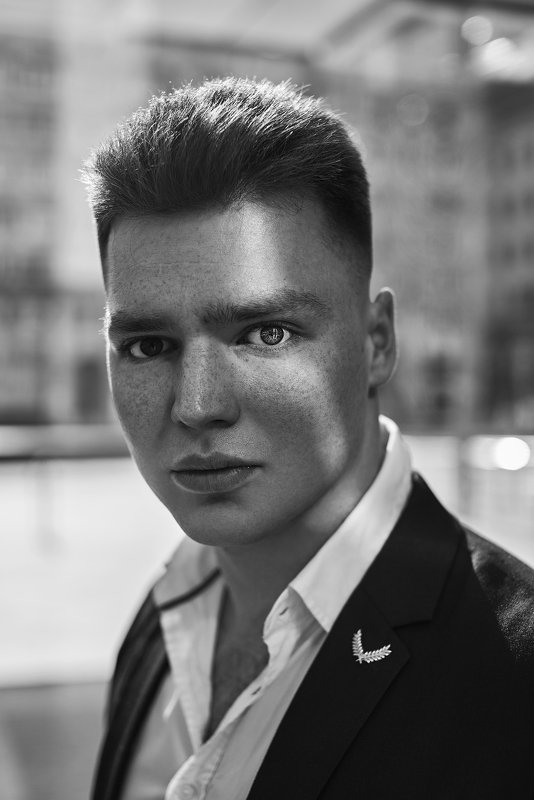 портрет, эмоции, взгляд, тени, грубо, глаза Владимирphoto preview