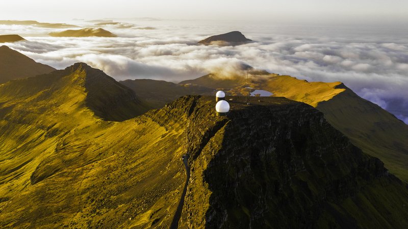 faroes, faroe islands, fog, clouds, sunrise, morning, ocean, sea, stack Top of the mountainphoto preview
