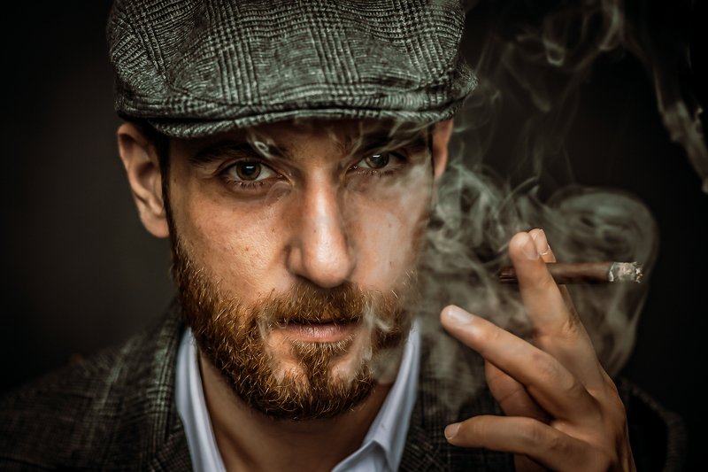 A man with cigarettephoto preview