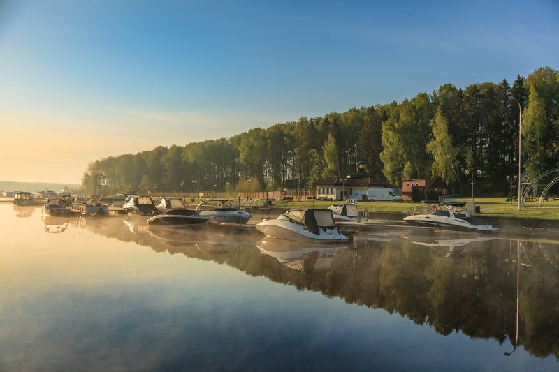 Утро в порту Пестовоphoto preview