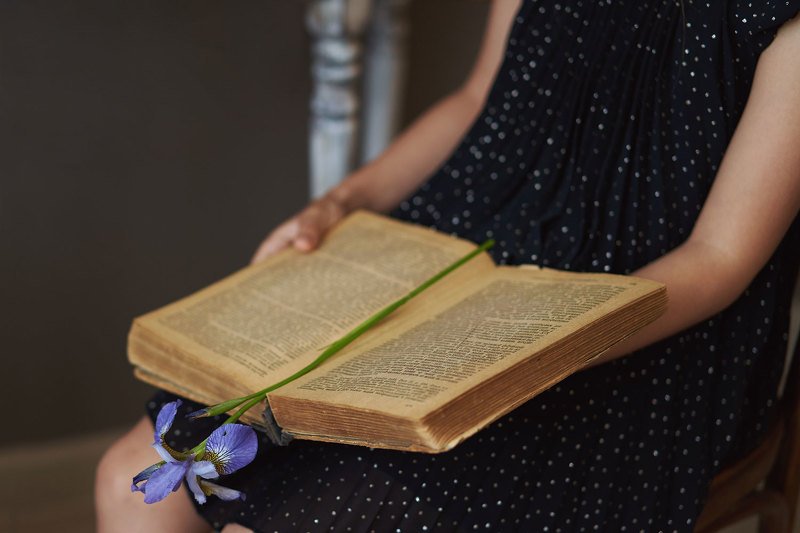 девочка, студийная фотосессия, детский портрет Викаphoto preview