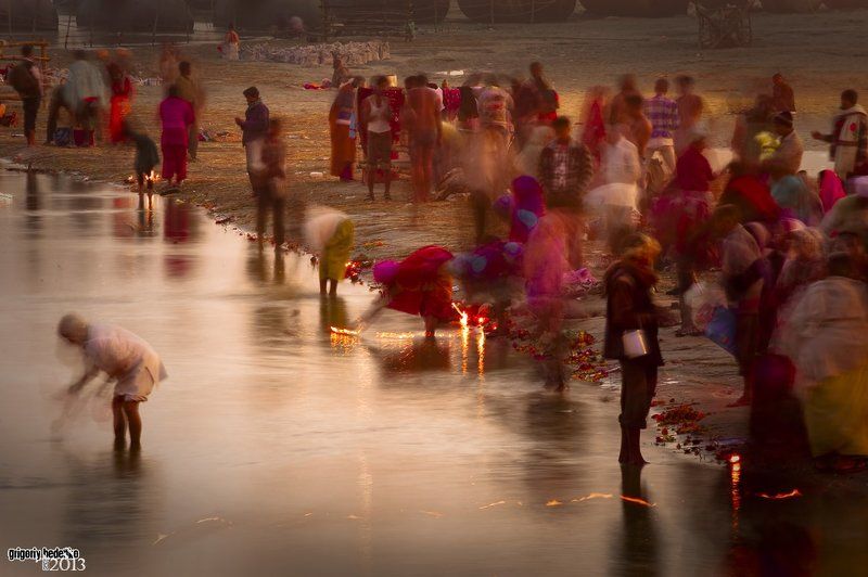 индия, аллахабад, праяг, штат, утар-прадеш, феситиваль, индуизм, ганг, омовение, садху, святые, гашиш, курение, кумбха мела, Кумбха Мелаphoto preview