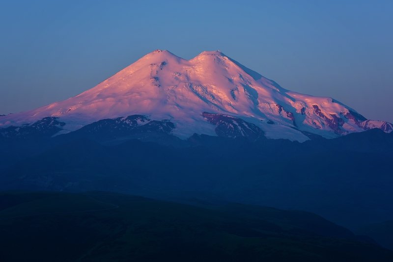 Северный Кавказ, Приэльбрусье, Джилы-Су, водопад Султан, Эльбрус, рассвет, горы Его Величество-Эльбрус на рассветеphoto preview