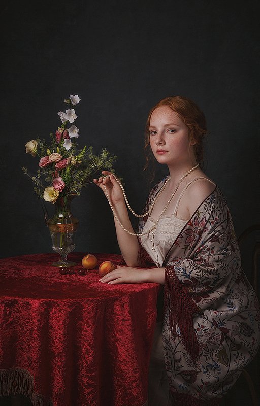 У столаphoto preview