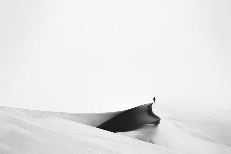 Alone in Desertphoto preview