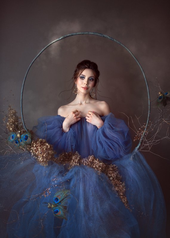 портрет, женскийпортрет, декор, домашняяфотосессия, женщина, цветок Дианаphoto preview