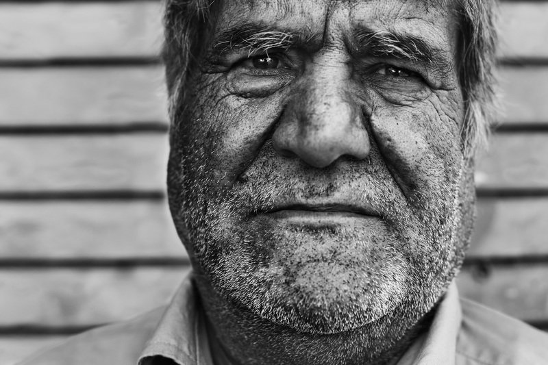 Old manphoto preview