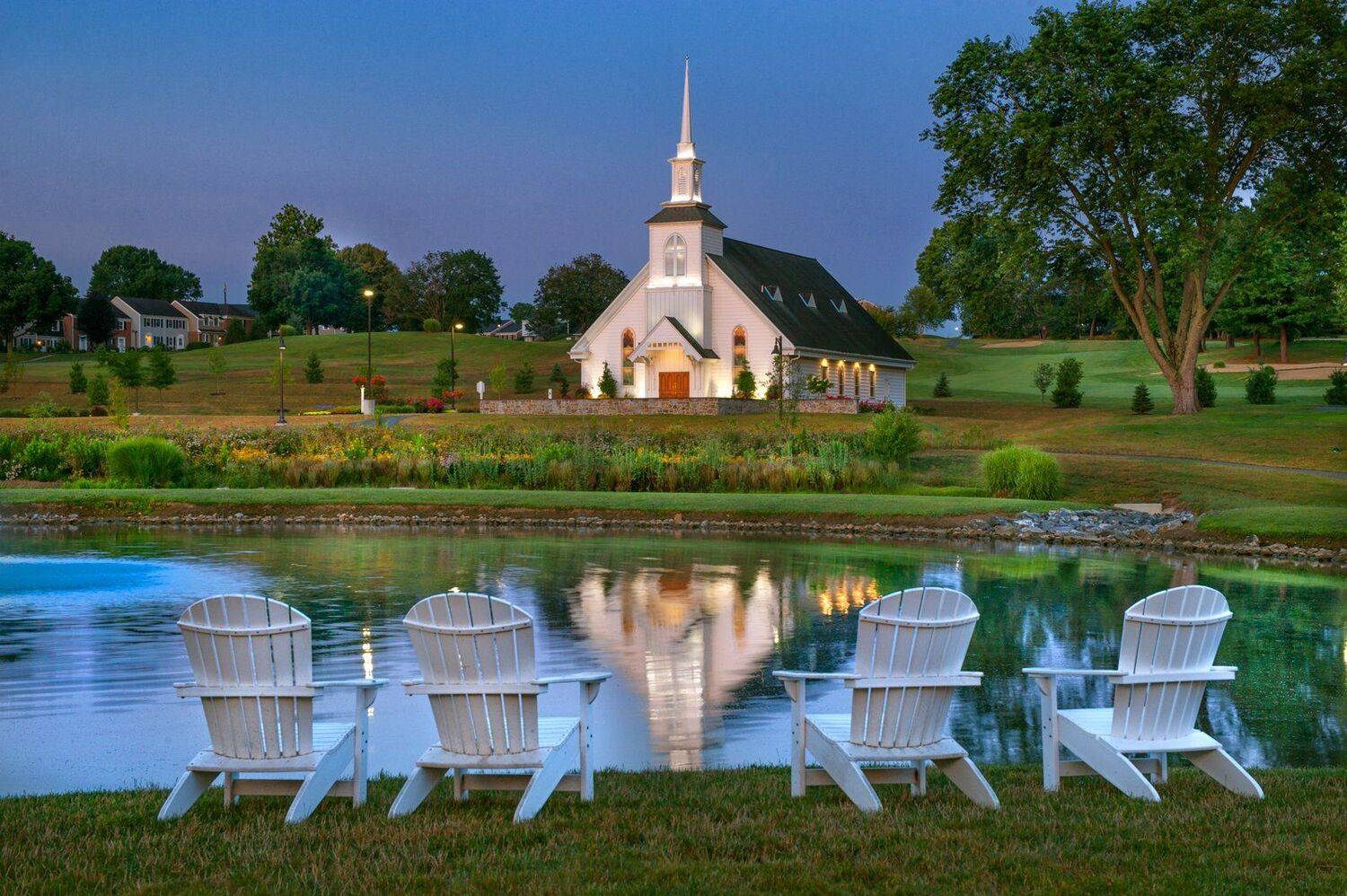 Dawn at the Chapel. Автор: Donald Reese , Donald Reese