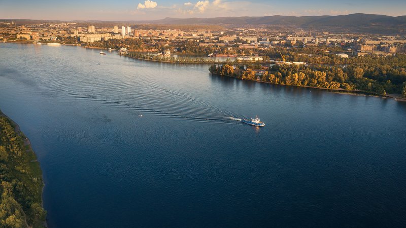 пейзаж, природа, город, архитектура, остров, река, лес, парк, отдых, центр, татышев, красноярск, сибирь, енисей, большой, красивая Город на Енисееphoto preview