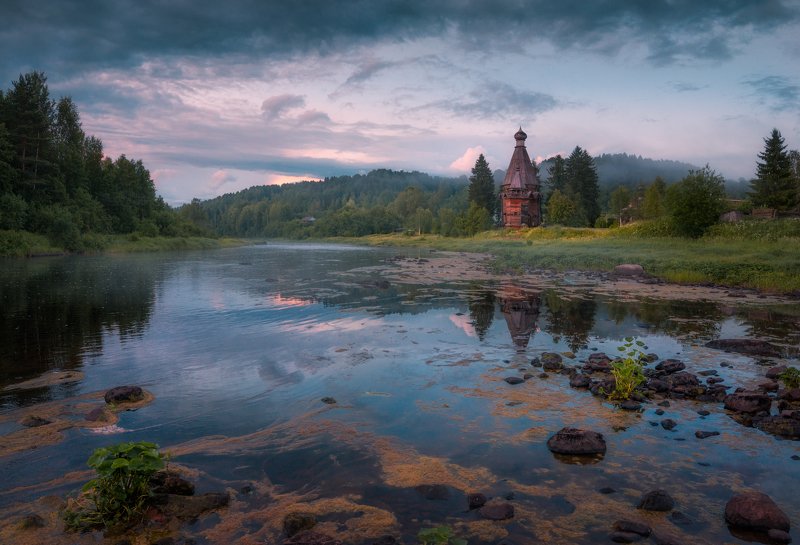 вечер, река, белая ночь, церковь, лето, июль, туман, отражения Причуды белой ночиphoto preview