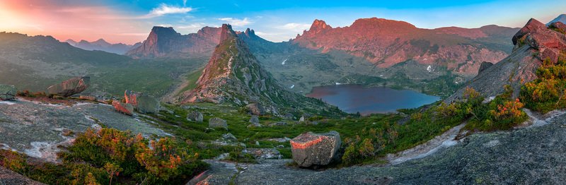 Спящий Саянphoto preview