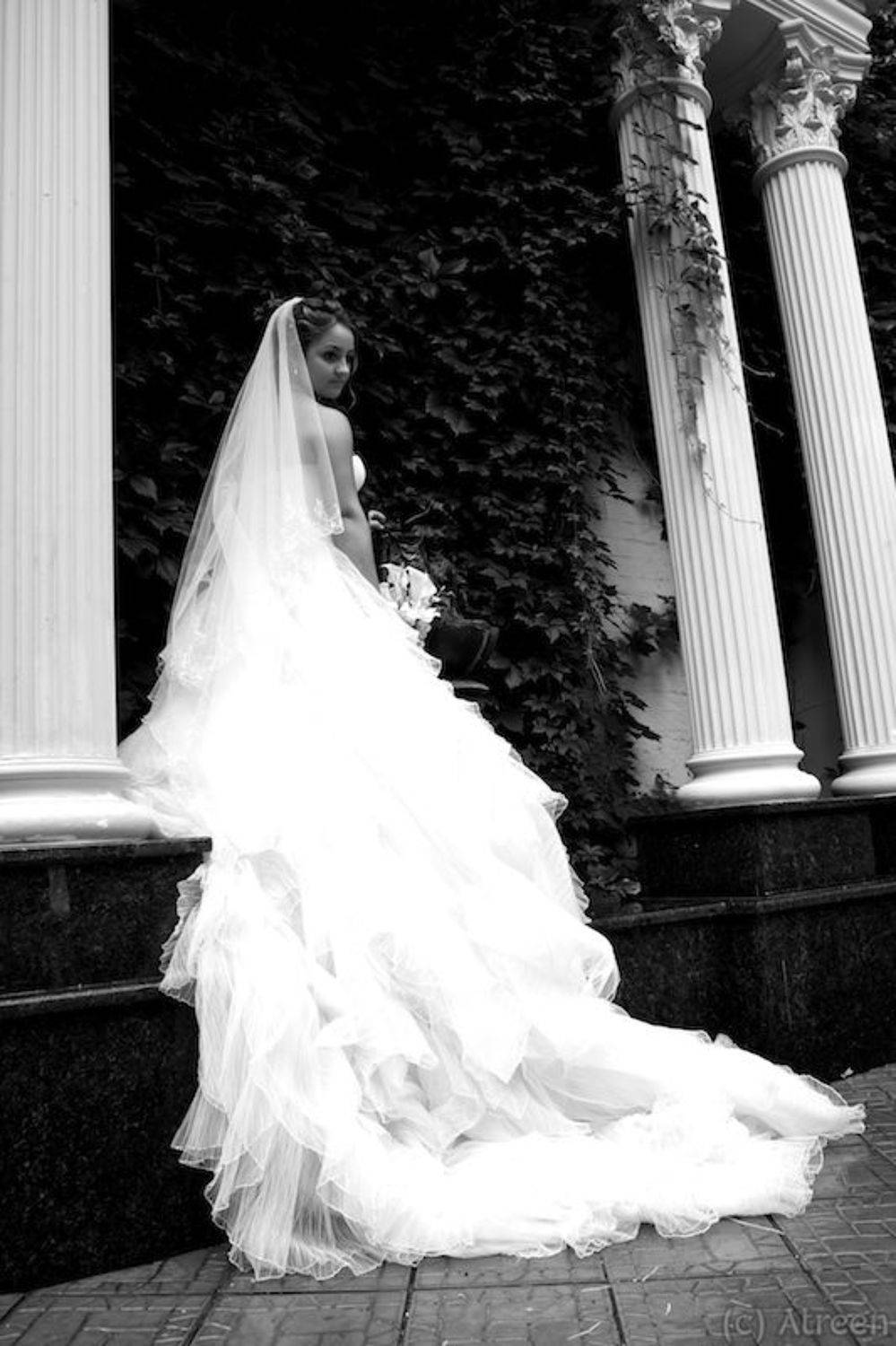 Анастасия. Автор: Алексей Суслов Девушка, Колонны, Платье, Портрет, Свадебное, Алексей Суслов