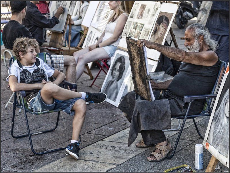 Художник и его модельphoto preview