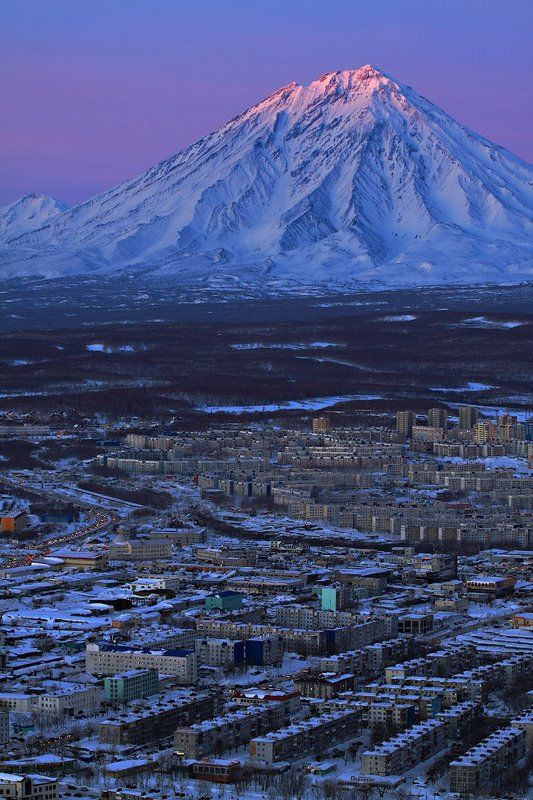 камчатка, город, петропавловск-камчатский, вулкан, корякский, вечер Провожая день...photo preview