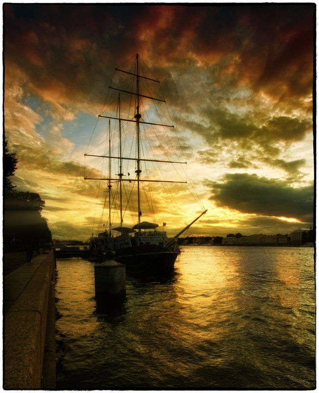 питер, санкт-петербург, нева, закат, парусник, набережная Питерphoto preview