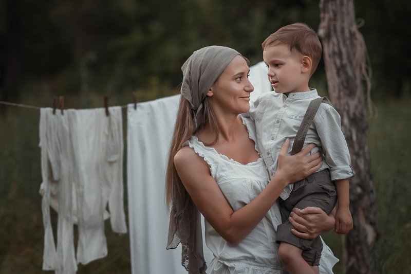 стирка, мать и дитя, платок photo preview