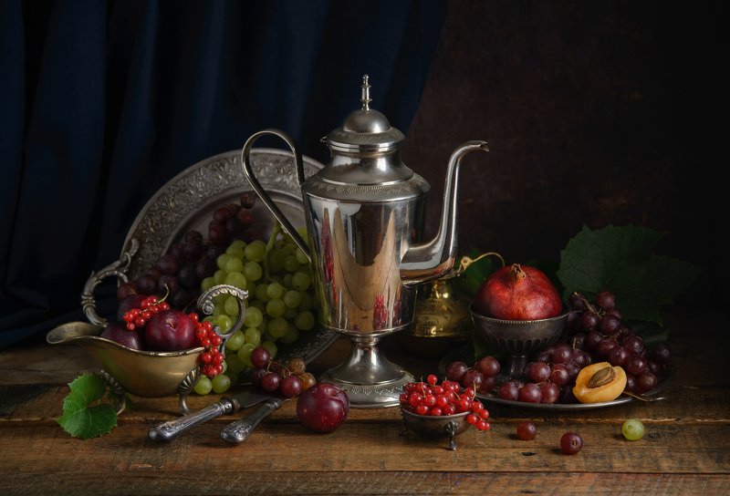 О кофейнике и фруктахphoto preview