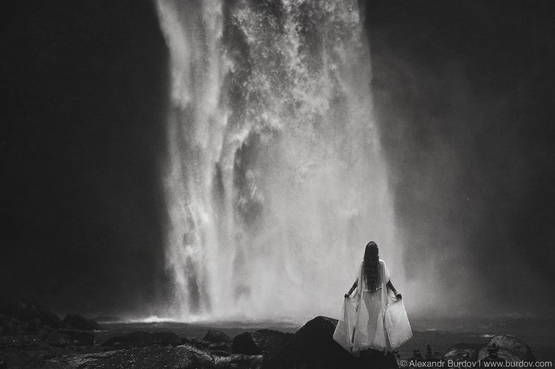 Natali. Waterfallphoto preview