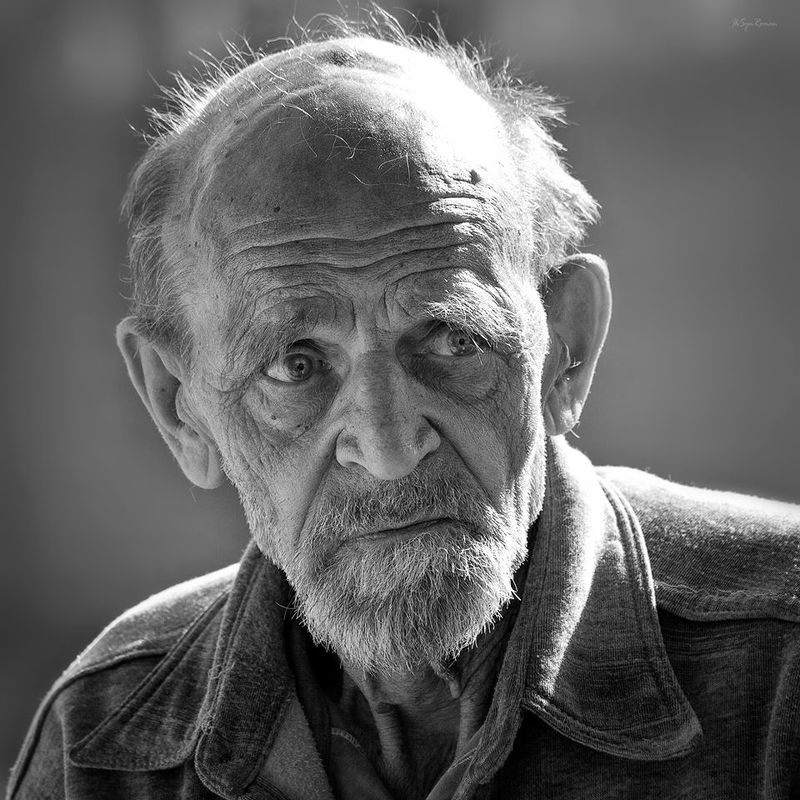 мужчина,жанр,улица,портрет В лицах ...photo preview