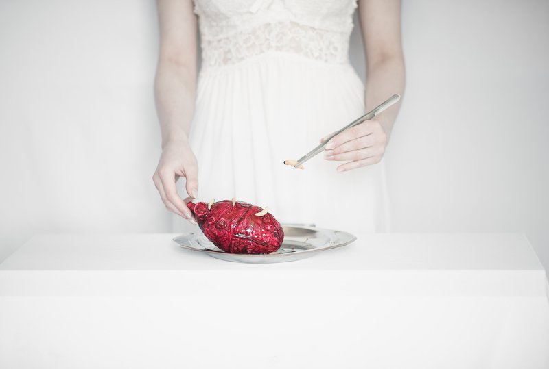 #love #concept #conceptual #heart #blood #butterfly #white #red #selfportrait Recoveryphoto preview