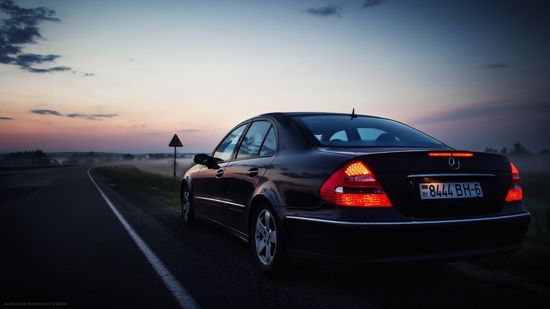 Mercedes E320photo preview