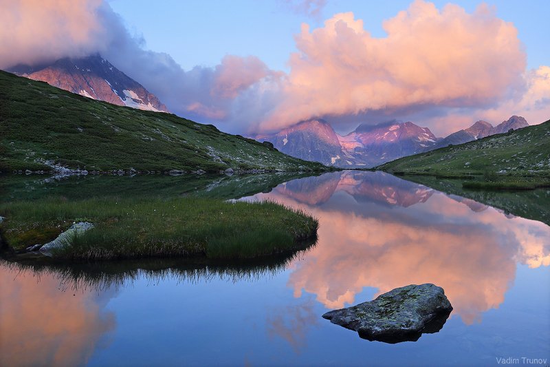 кавказ, кчр, озеро кувшинки Утро на озере Кувшинкиphoto preview