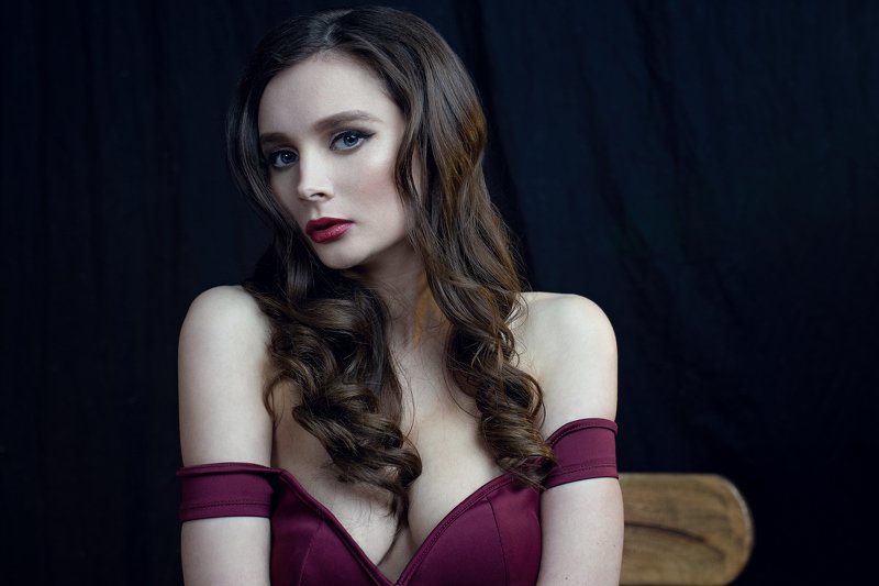 Portrait, 35mm, girl, beauty, retouch, posing, model, studio, photography, fitness, lingerie, sexy, sigma, sony, a7iii, a7m3, art, light, hair, bazarov, glamour, fashionable, elegant, fashion, style, pretty, doberman, awesome photo preview