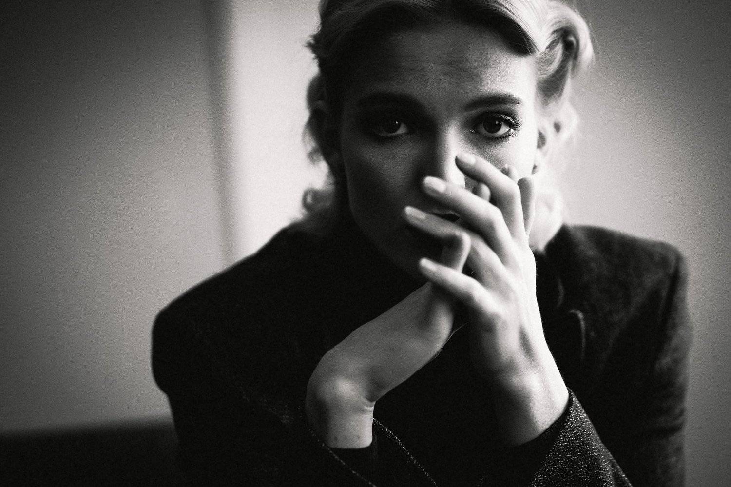 Solder wife. Автор: Руслан Галеев bnw, black and white, fine art, conceptual, Ruslan Galeev, colordistracts, girl, Руслан Галеев