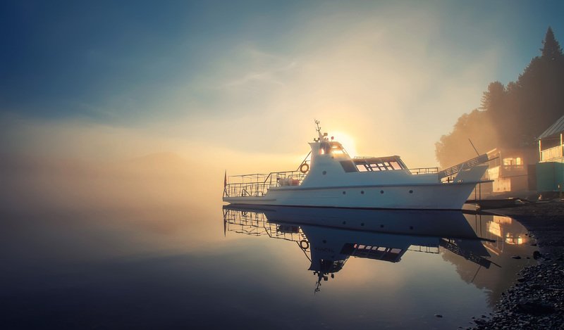 алтай, телецкое, туман, рассвет, корабль, путешествие Корсар на Телецкомphoto preview