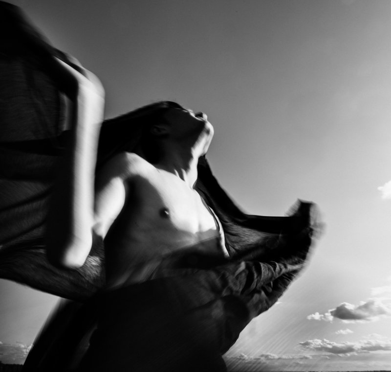 Концепт,Черно белое photo preview