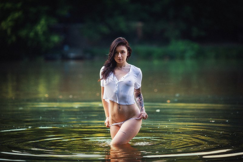 Angelinaphoto preview