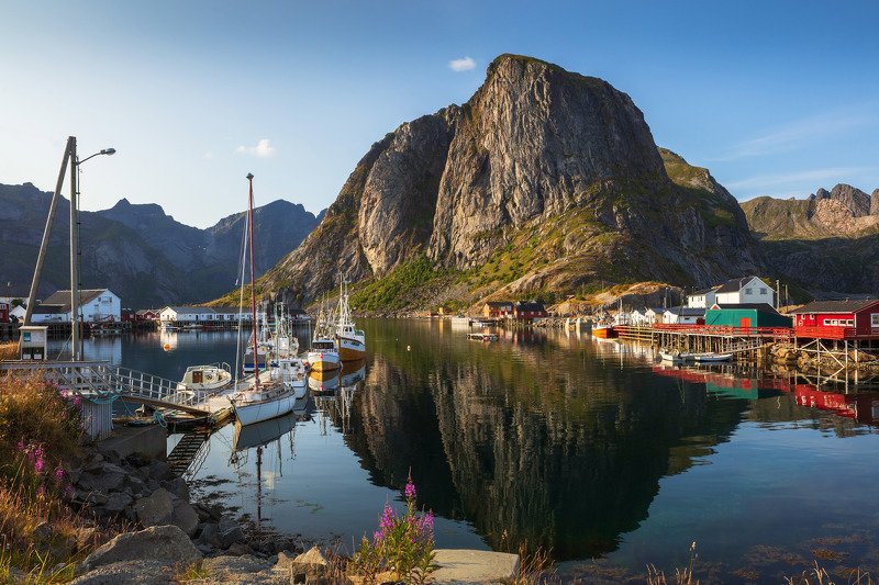 норвегия, лофотены, рейне, озеро, гора, лодки, домики, Лофотены, деревня Рейне. Норвегия.photo preview