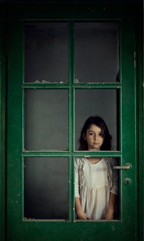 girl, window, door, green, dress, white, light, lock, maya, pini, hamou photo preview