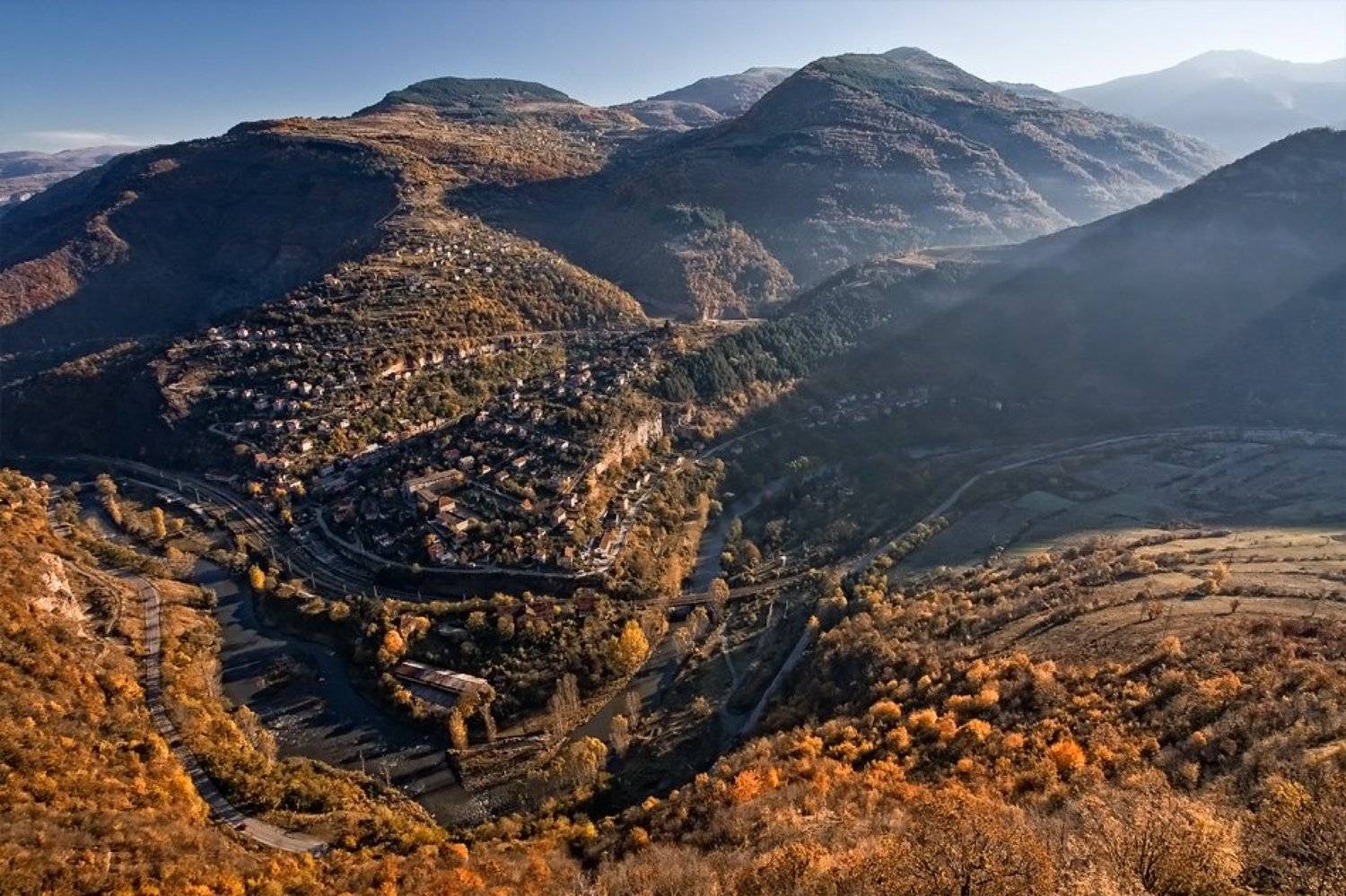 станция "Бов". Автор: Светозар Кръстев , Светозар Кръстев