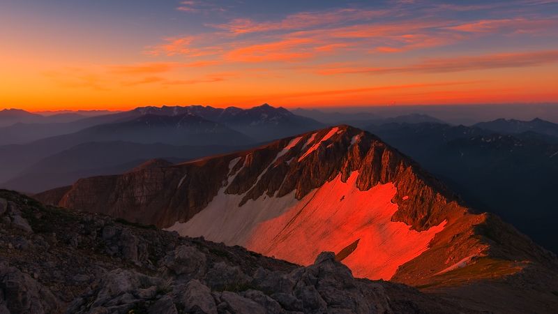 СИДЯ НА КРАСИВОМ ХОЛМЕ фото превью