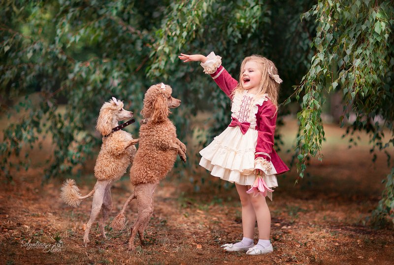 детская фотосессия, фотосессия с животными, пудель, дети, фотограф, Елена Селютина, children photo, kids photographer Ап! И т̶и̶г̶р̶ы пудели у ног моих встали! photo preview