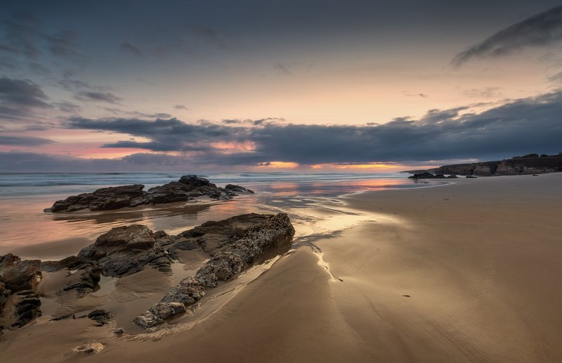 Пляж. Вода. Море. Утро на пляже. фото превью