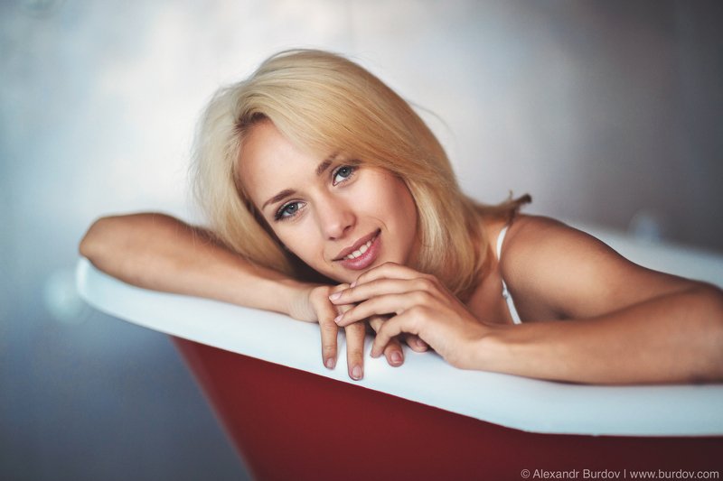 Ksu in Bathroomphoto preview