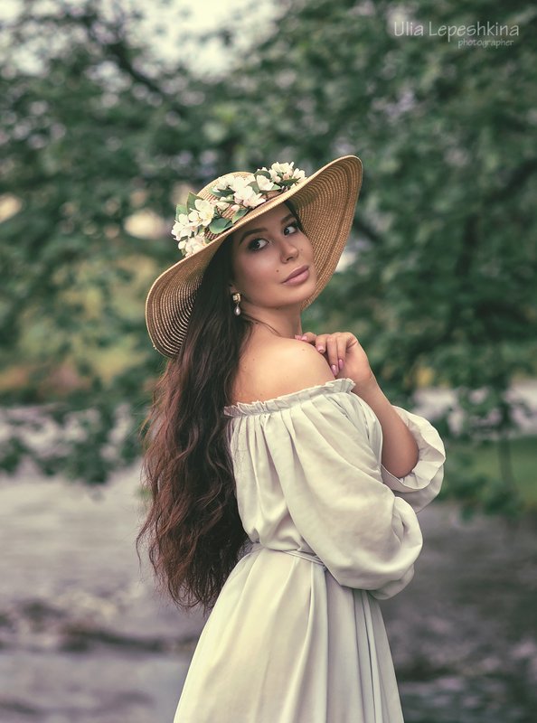 Женский портрет арт фотография фотограф чита красивая девушка photo preview