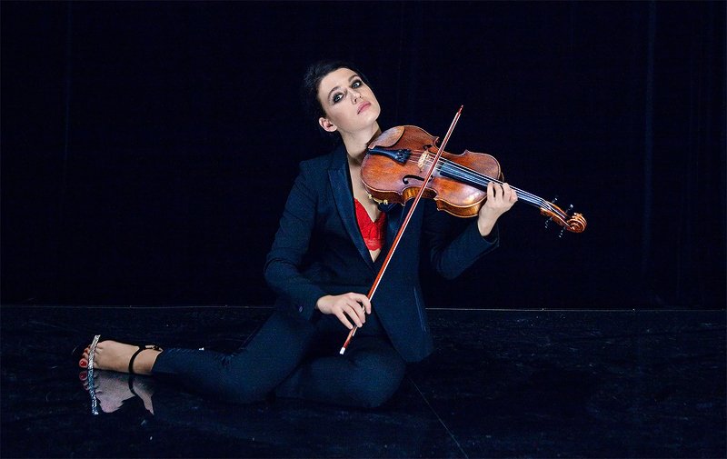 музыка,альт,портрет,девушка,музыкант Альтистка photo preview