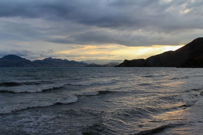 пейзаж, крым, море, черное Хмурится... фото превью