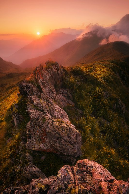 закат, лето, горы, кавказ, пейзаж, красная поляна, сочи, кавказский заповедник Закат над Бзерпинским карнизомphoto preview