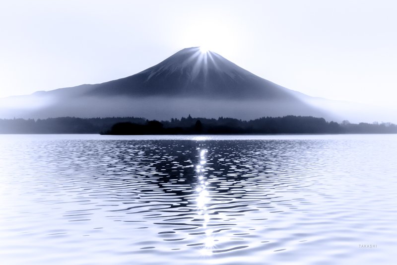 Fuji,Japan,lake,water,reflection,diamond,sun. Diamondsphoto preview