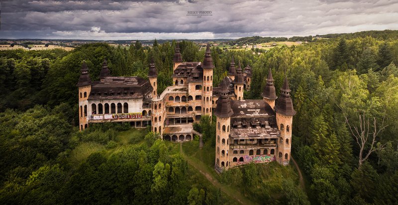 Poland Castle photo preview