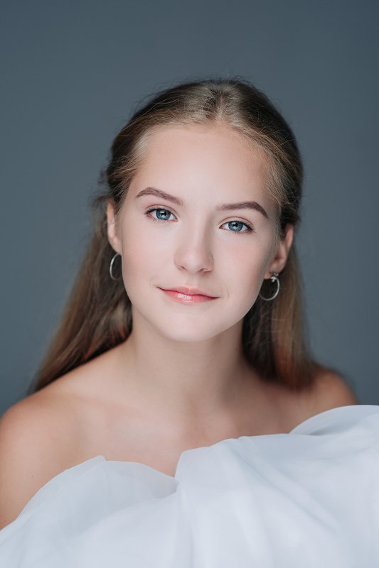 Полинаphoto preview