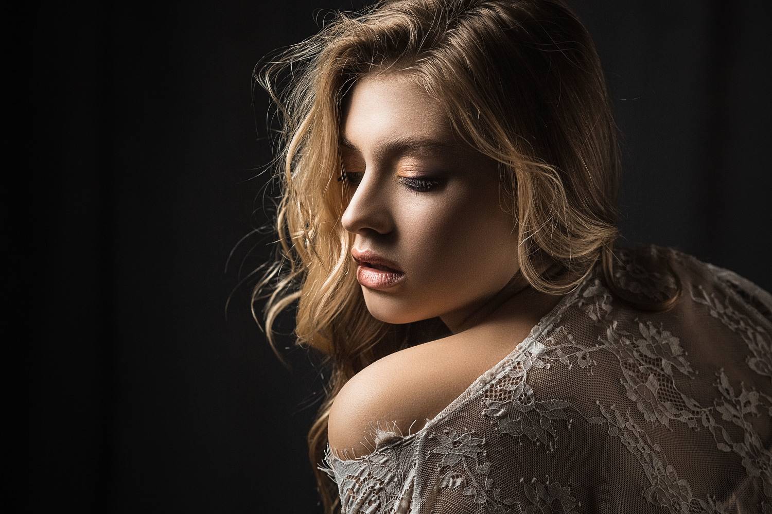девушка, модель, портрет, фотосессия, студия, макияж, гламур, модельные тесты, girl, beauty, perfect, pretty, model, modeling, young, portrait, make-up, творческий портрет, женский портрет, woman, young woman,  glamour, Владимир Васильев