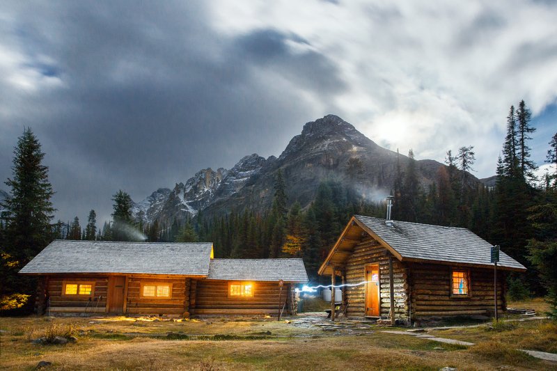 canada ,yoho ,yohonationalpark ,nationalpark ,bc ,ourbc ,britishcolumbia ,elizabethparker ,hut ,cabin ,lodge ,mountains ,canadianrockies ,rockies ,nature ,moonlight ,forest ,longexposure ,wooden ,nightphotography ,adventure ,travel ,nightlights ,autumninc Dream nightphoto preview