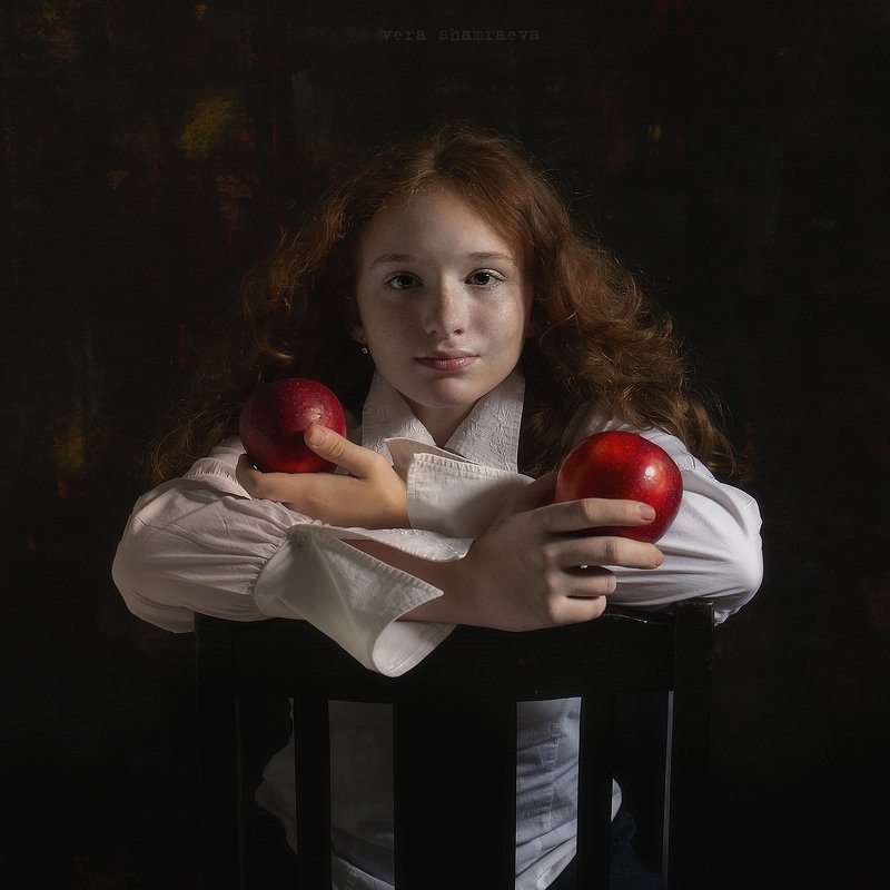 яблоки детское фото постановка вера шамраева С яблокамиphoto preview