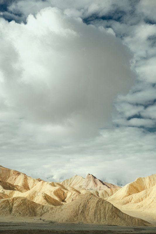 usa ,california ,zabriskiepoint ,exploreusa ,visitusa ,deathvalley ,winter ,mountains ,lamndscape ,travel ,travelphotography ,lightdance ,heat ,dry ,dust ,cloud ,sky ,america ,touristplace ,nakedhills ,hotsummers ,nature ,mountainlandscape ,hotplace ,rugg Light surfingphoto preview