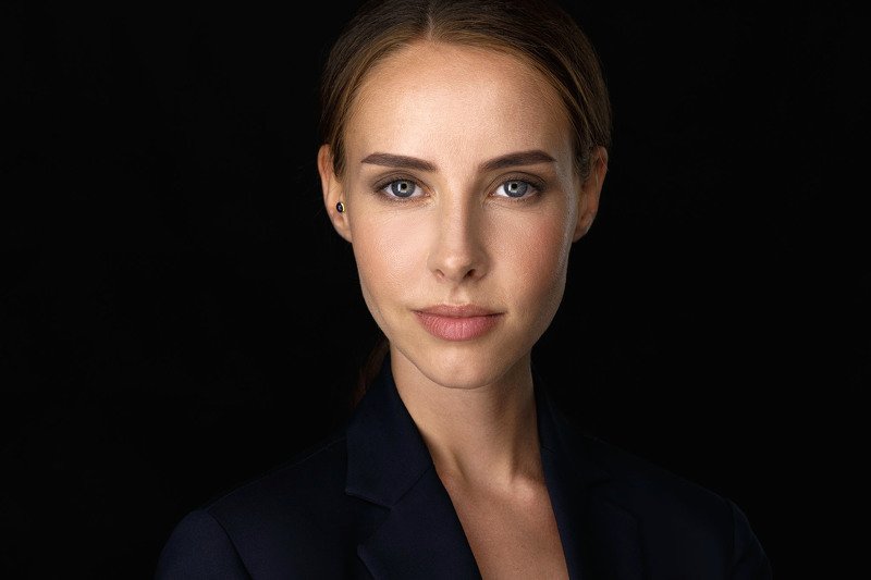 portrait, headshot, studio, girl, close-up, canon, 100mm Annphoto preview